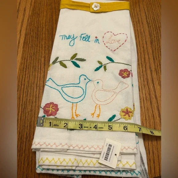 NWT Anthropologie Floral Embroidered Towels - Picture 9 of 10